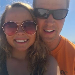 Meet your Posher, Fawn